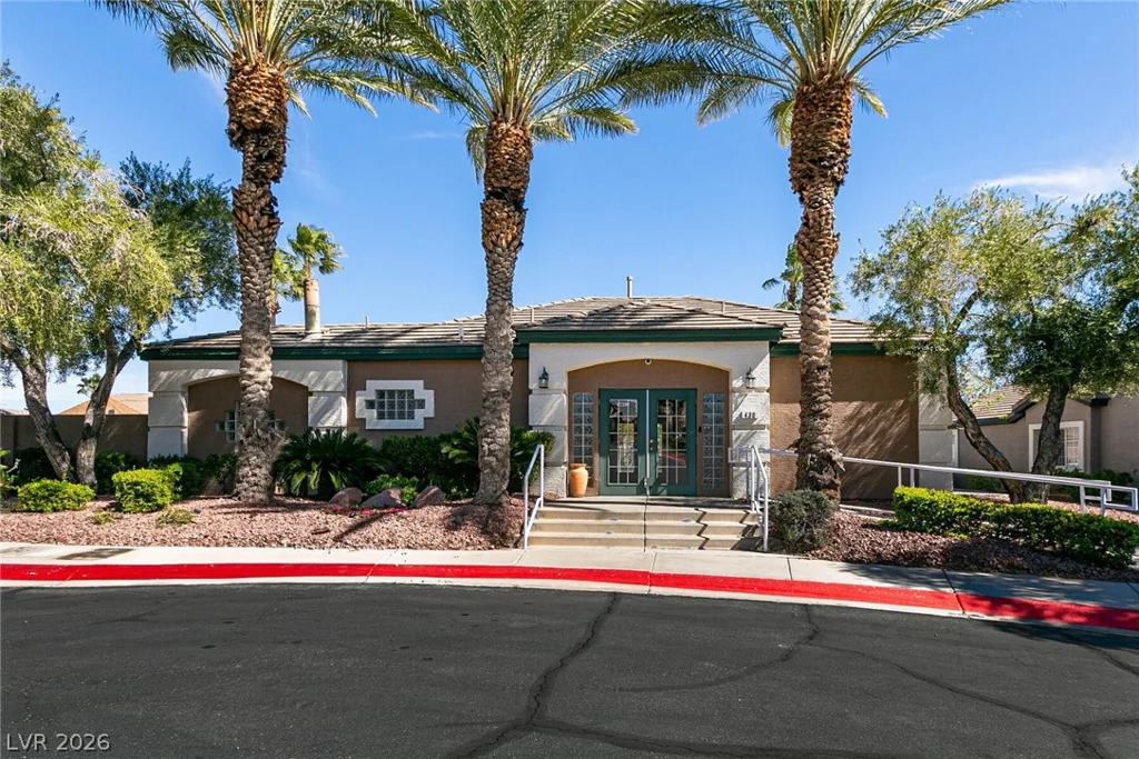 10137 Velvet Dusk, Las Vegas, NV 89144