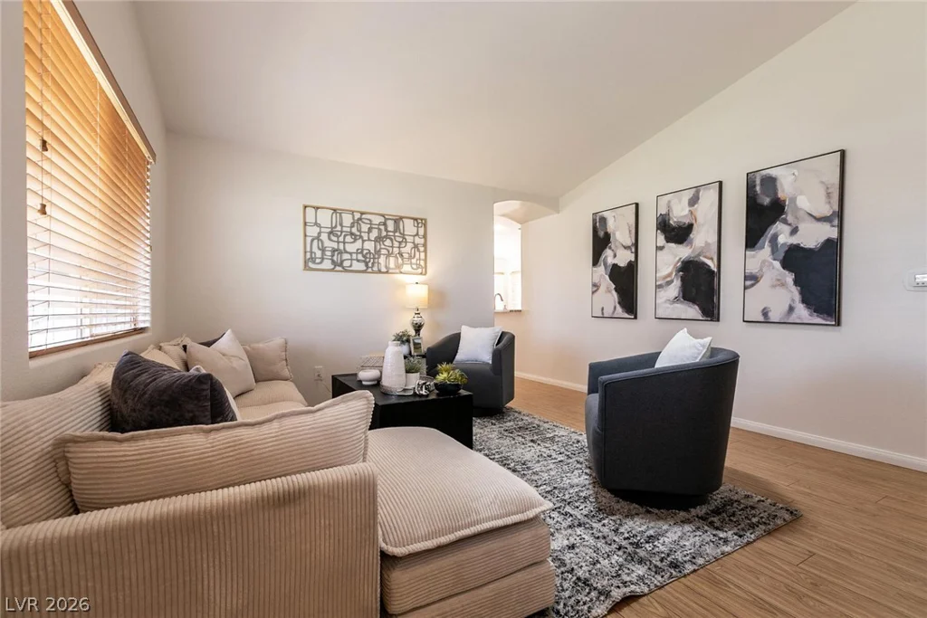 10137 Velvet Dusk, Las Vegas, NV 89144