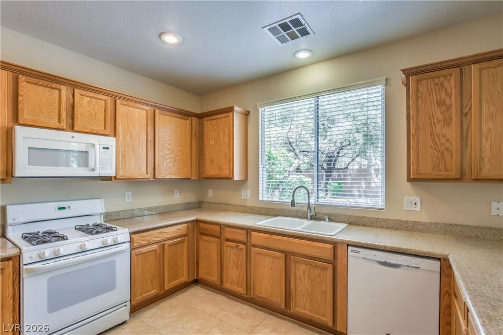 6041 Charity, Las Vegas, NV 89148