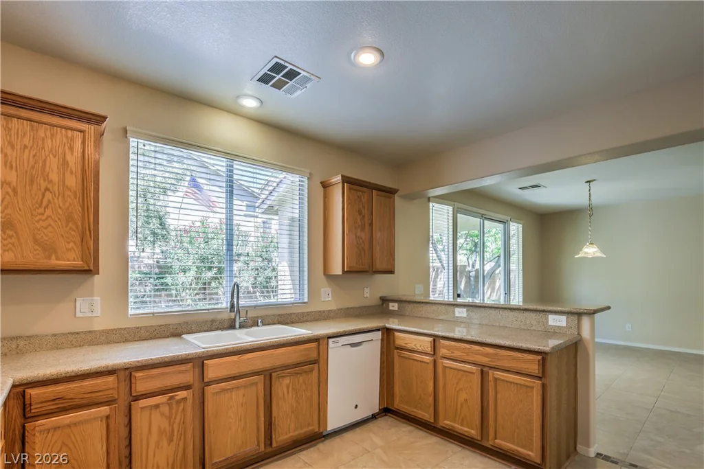 6041 Charity, Las Vegas, NV 89148