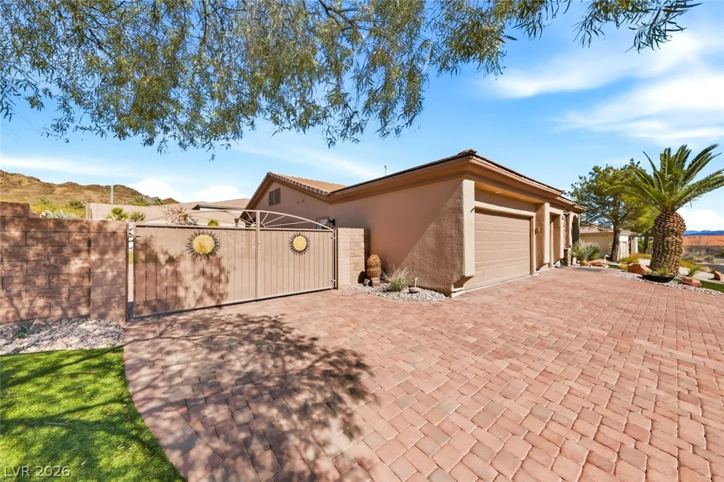 692 Magic Cove, Boulder City, NV 89005