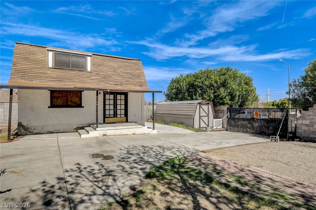 4388 Hacienda, Las Vegas, NV 89120