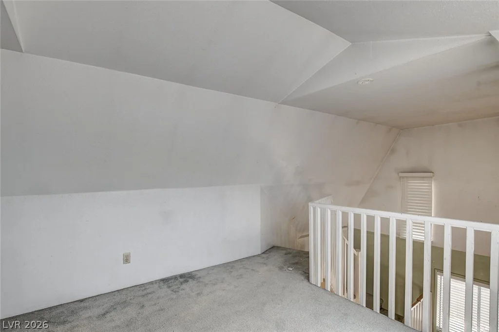 4388 Hacienda, Las Vegas, NV 89120
