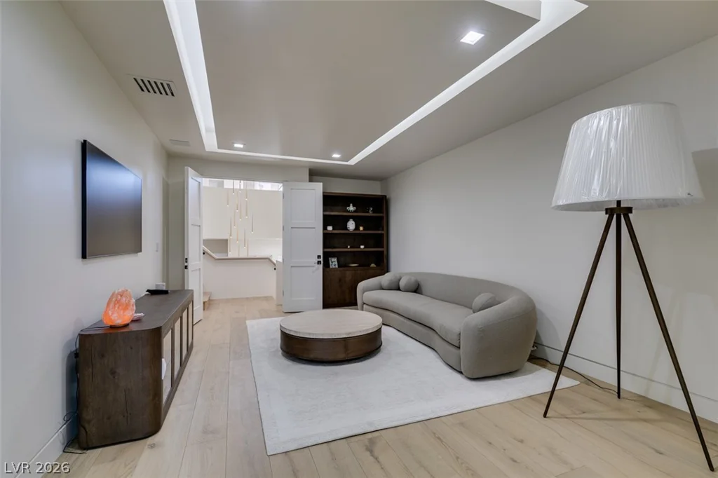 14 Promontory Ridge, Las Vegas, NV 89135