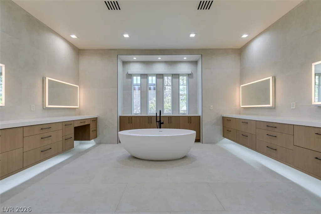 14 Promontory Ridge, Las Vegas, NV 89135