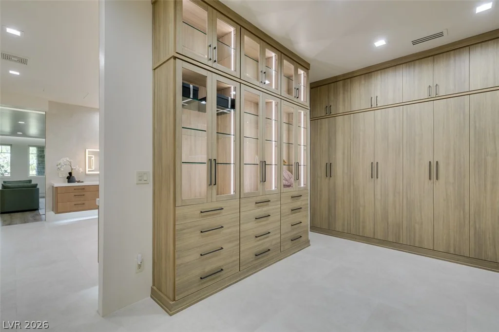14 Promontory Ridge, Las Vegas, NV 89135