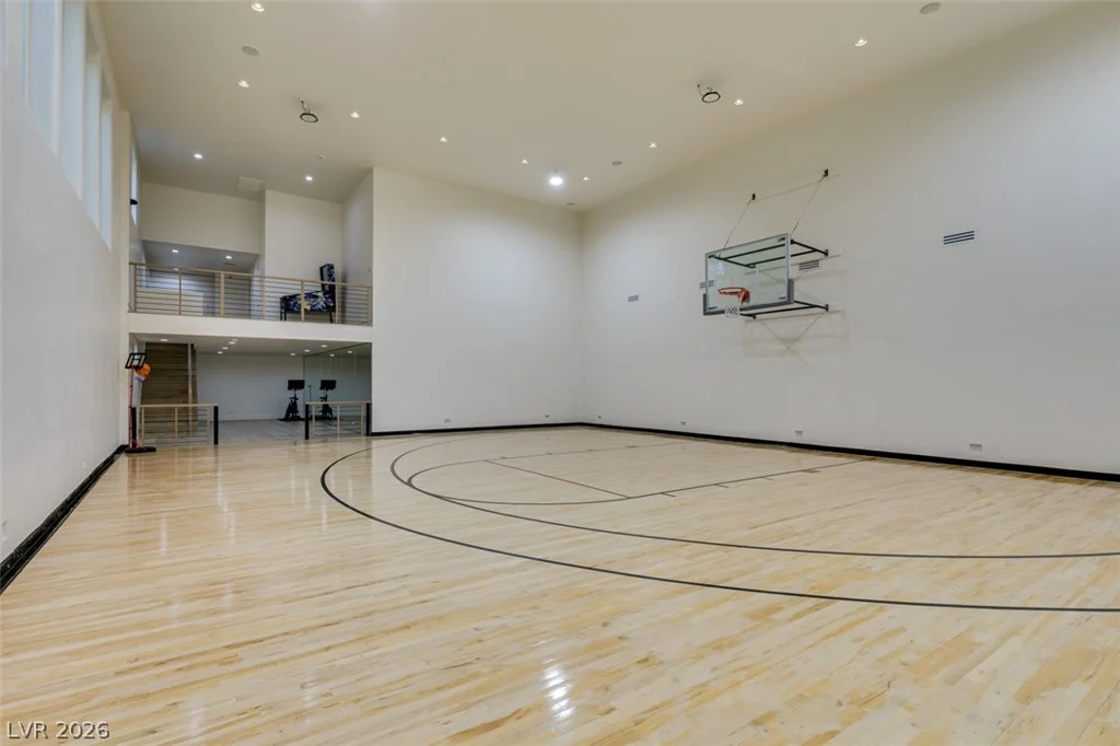 14 Promontory Ridge, Las Vegas, NV 89135