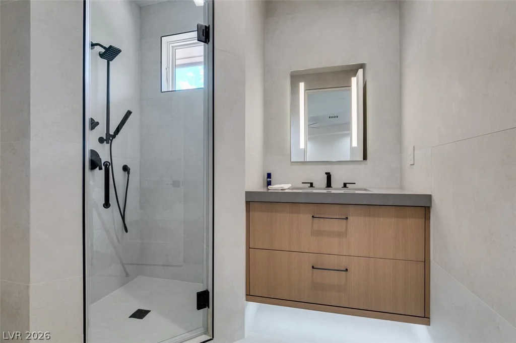 14 Promontory Ridge, Las Vegas, NV 89135