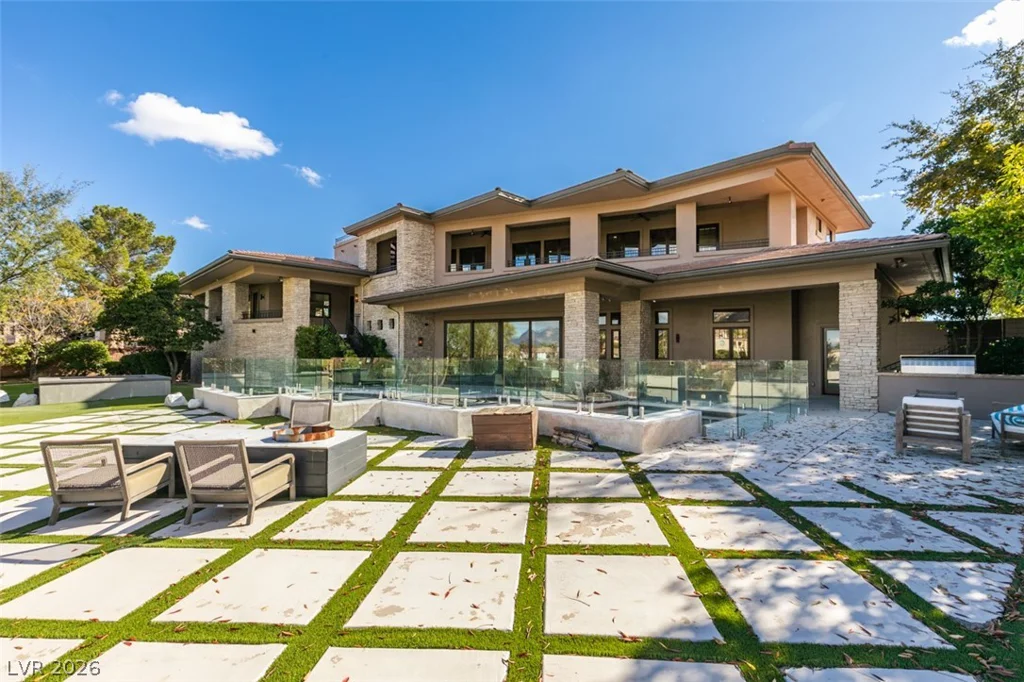 14 Promontory Ridge, Las Vegas, NV 89135
