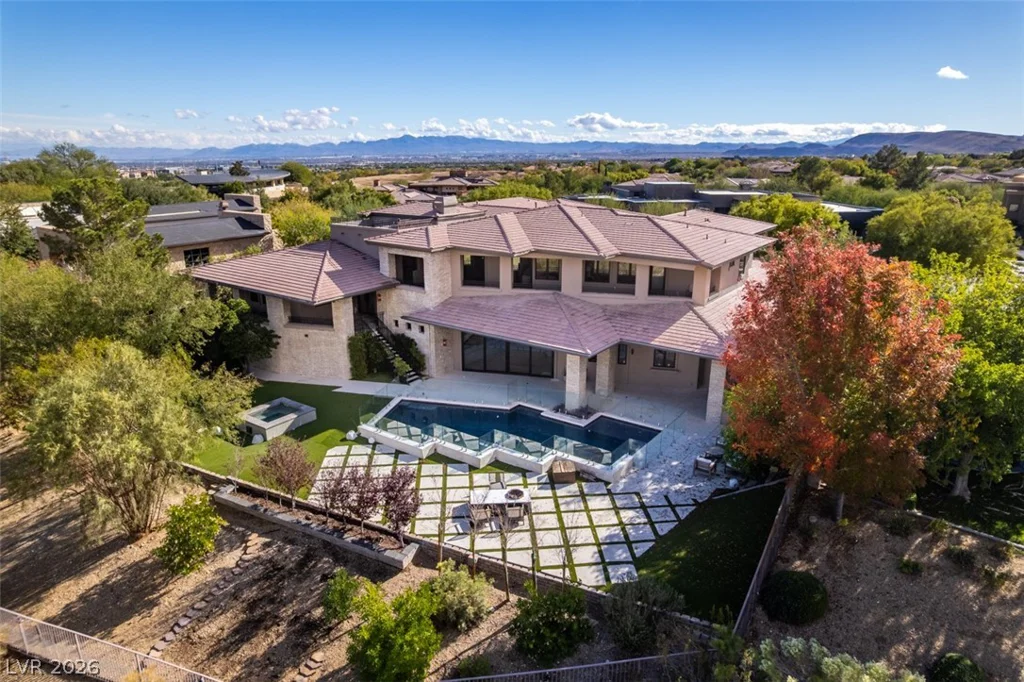 14 Promontory Ridge, Las Vegas, NV 89135
