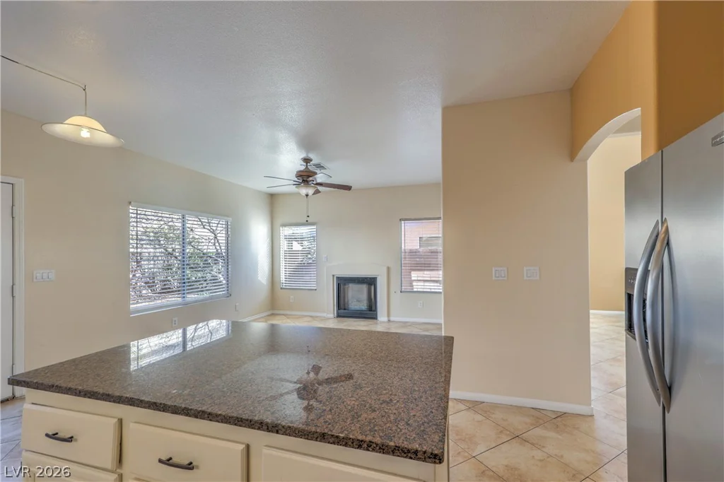 3792 Falcon Springs, Las Vegas, NV 89147