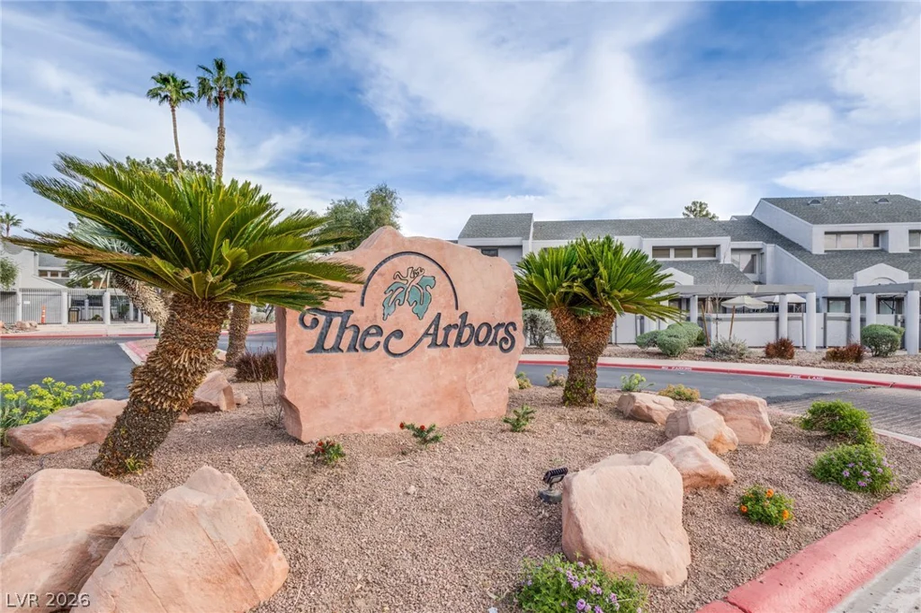 5568 Orchard, Las Vegas, NV 89110