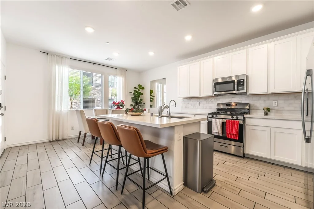 328 Owens Peak, Henderson, NV 89015