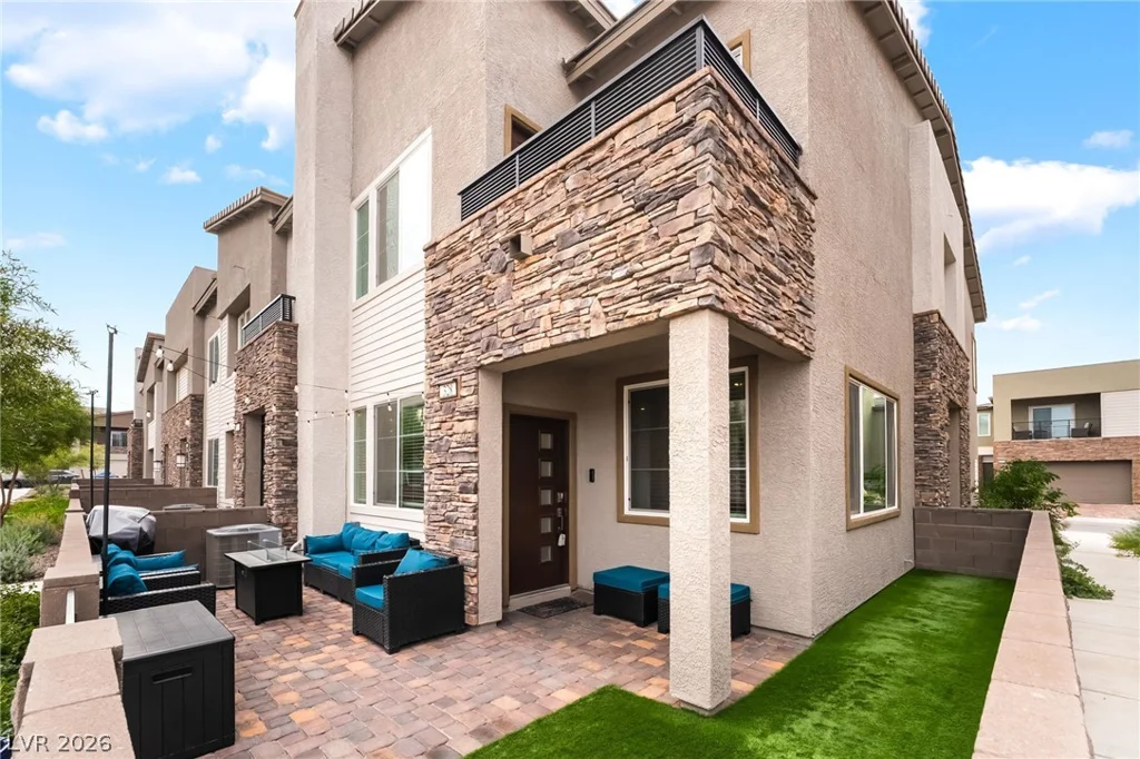 328 Owens Peak, Henderson, NV 89015