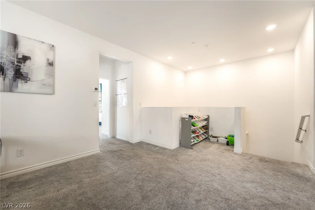 328 Owens Peak, Henderson, NV 89015