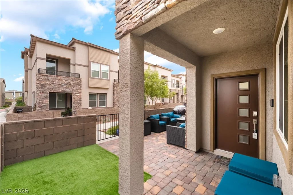 328 Owens Peak, Henderson, NV 89015