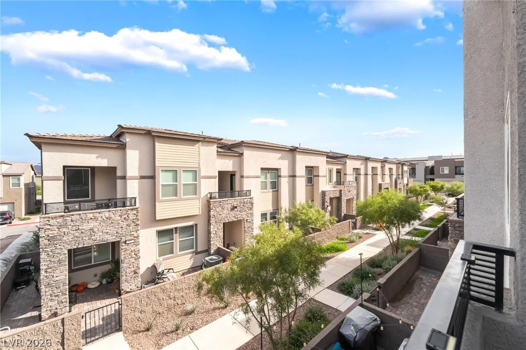 328 Owens Peak, Henderson, NV 89015