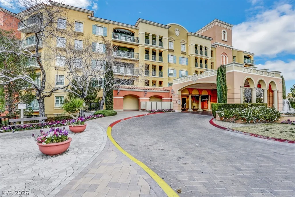 30 Strada Di Villaggio, Henderson, NV 89011