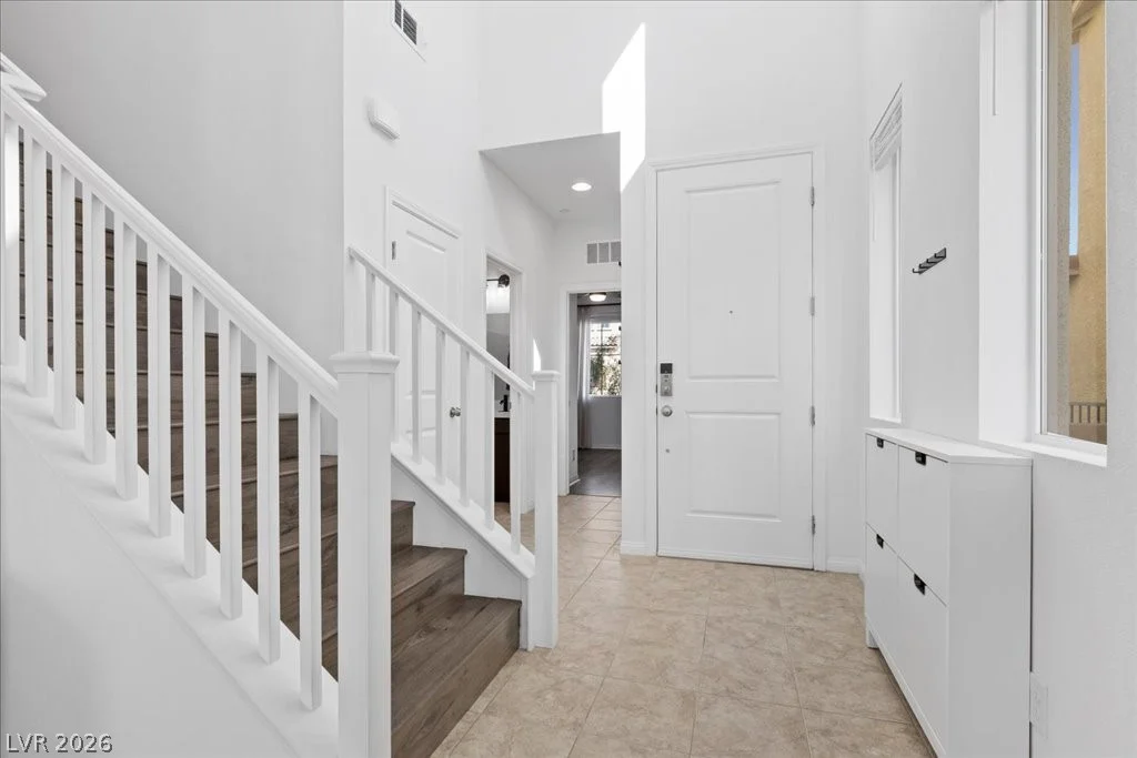 10399 Bagg, Las Vegas, NV 89166