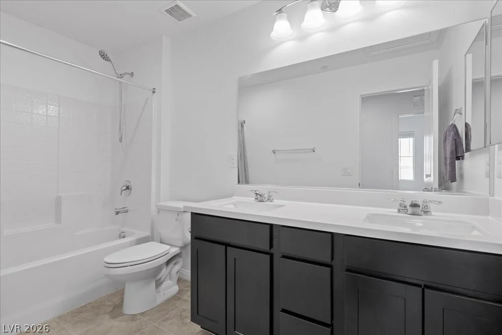 10399 Bagg, Las Vegas, NV 89166