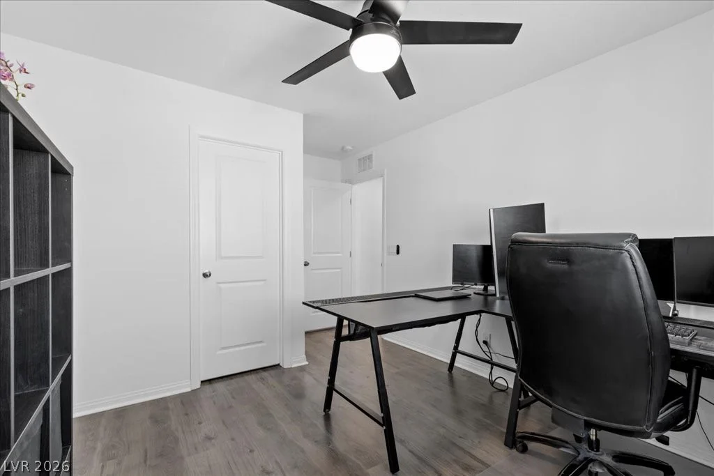 10399 Bagg, Las Vegas, NV 89166