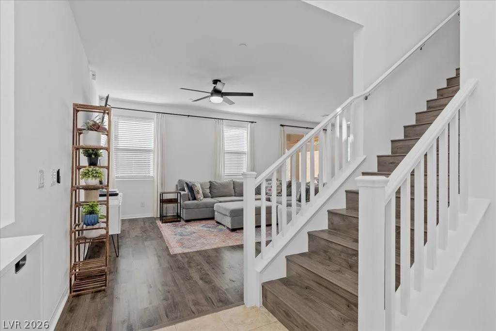 10399 Bagg, Las Vegas, NV 89166