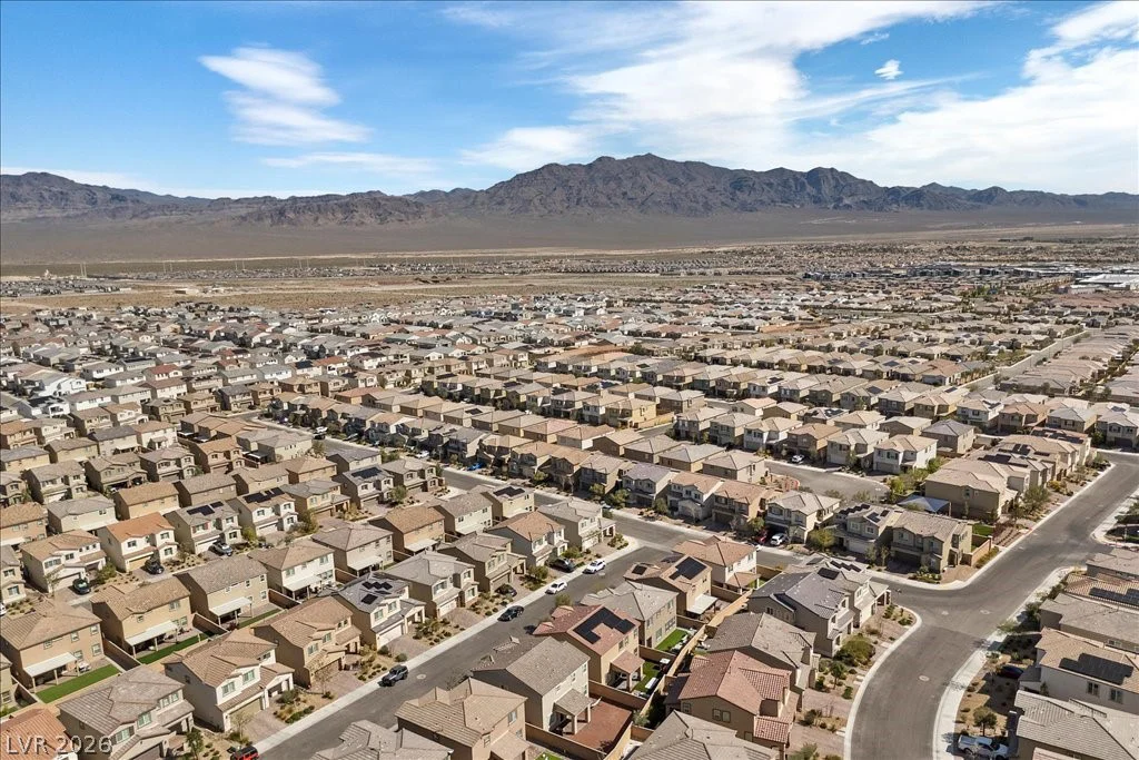 10399 Bagg, Las Vegas, NV 89166