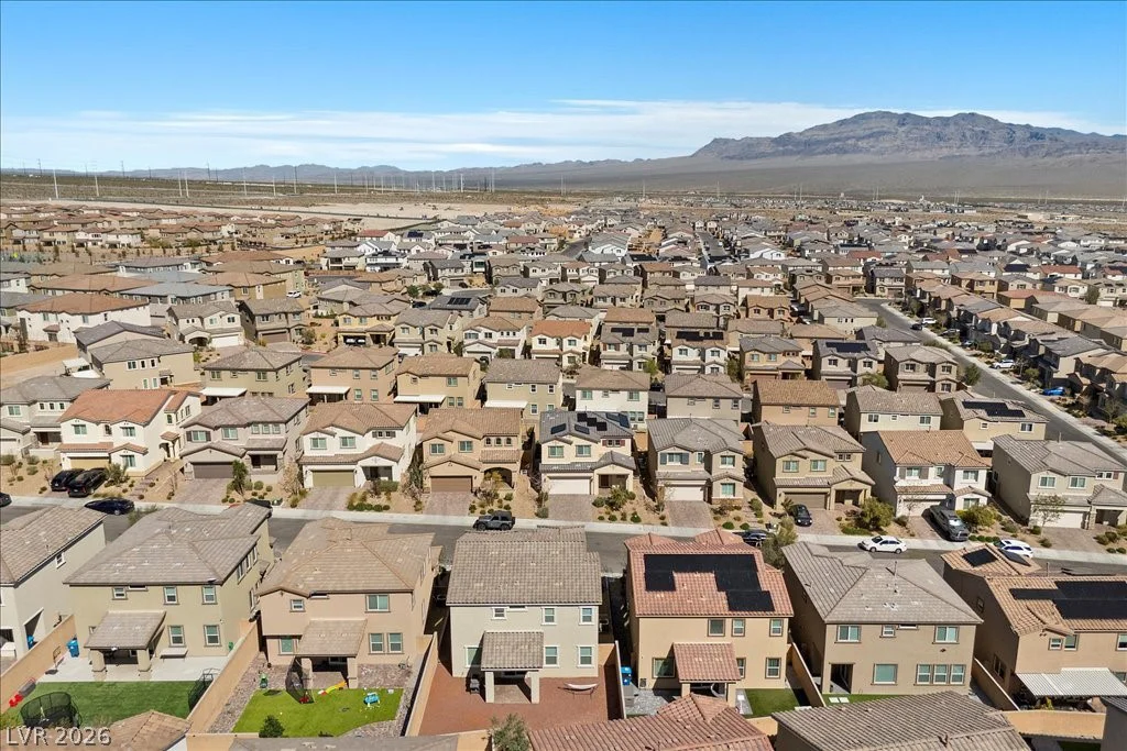 10399 Bagg, Las Vegas, NV 89166