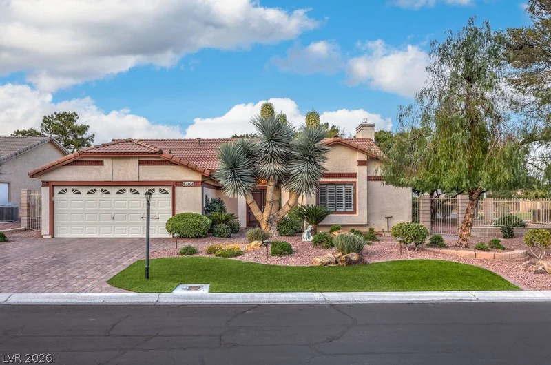 5300 Singing Hills, Las Vegas, NV 89130