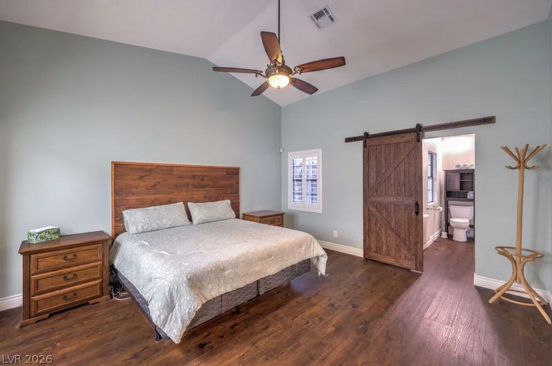 5300 Singing Hills, Las Vegas, NV 89130