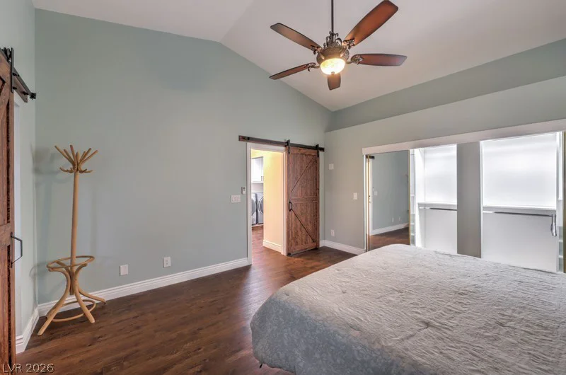 5300 Singing Hills, Las Vegas, NV 89130
