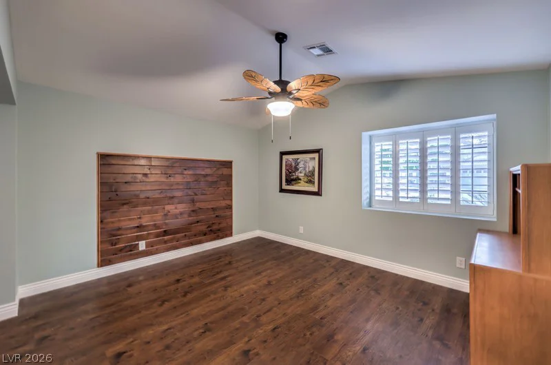 5300 Singing Hills, Las Vegas, NV 89130