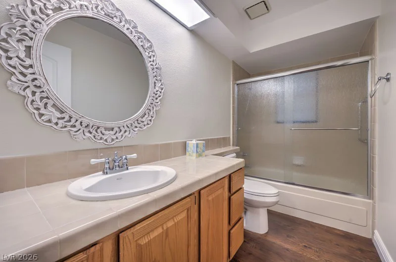 5300 Singing Hills, Las Vegas, NV 89130