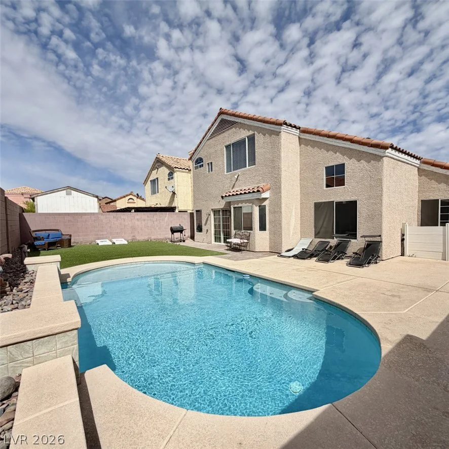 2305 Hedgewood, North Las Vegas, NV 89032