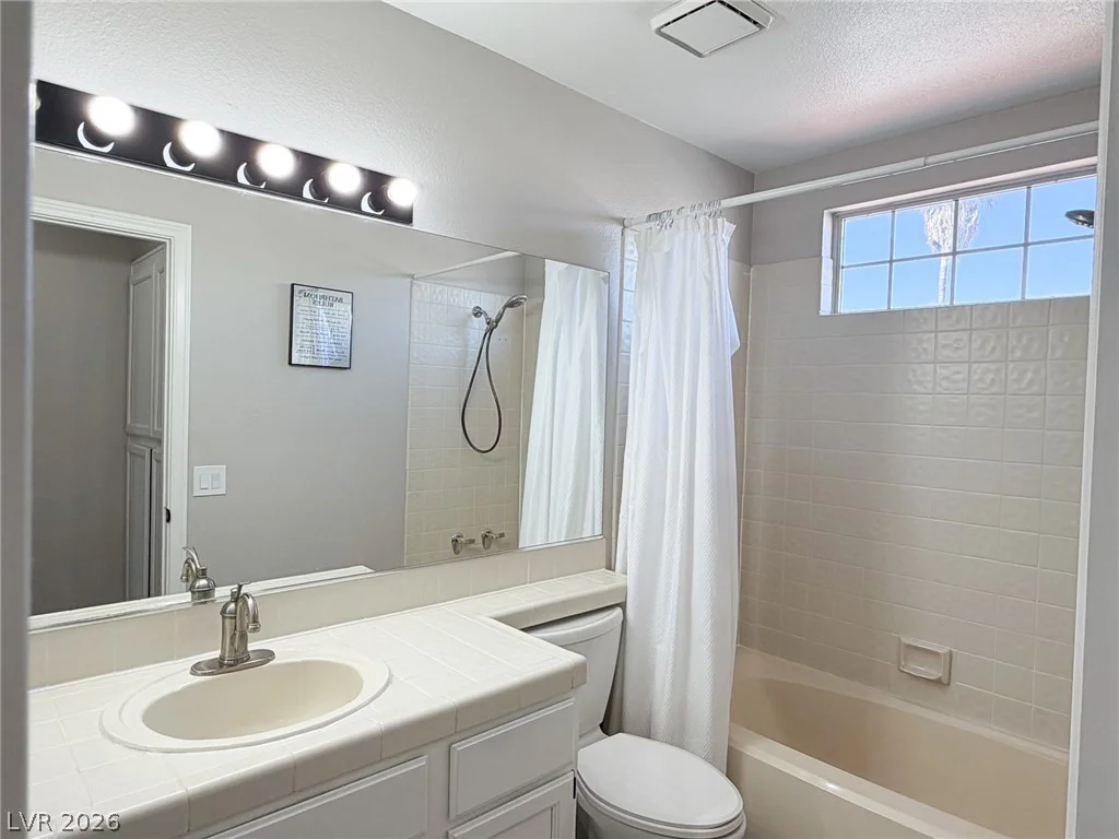 2305 Hedgewood, North Las Vegas, NV 89032