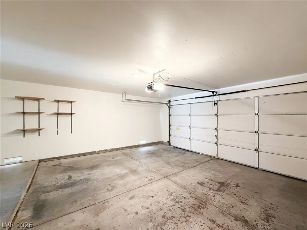 2305 Hedgewood, North Las Vegas, NV 89032