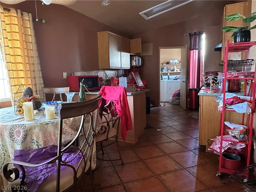 439 Mindoro, North Las Vegas, NV 89031