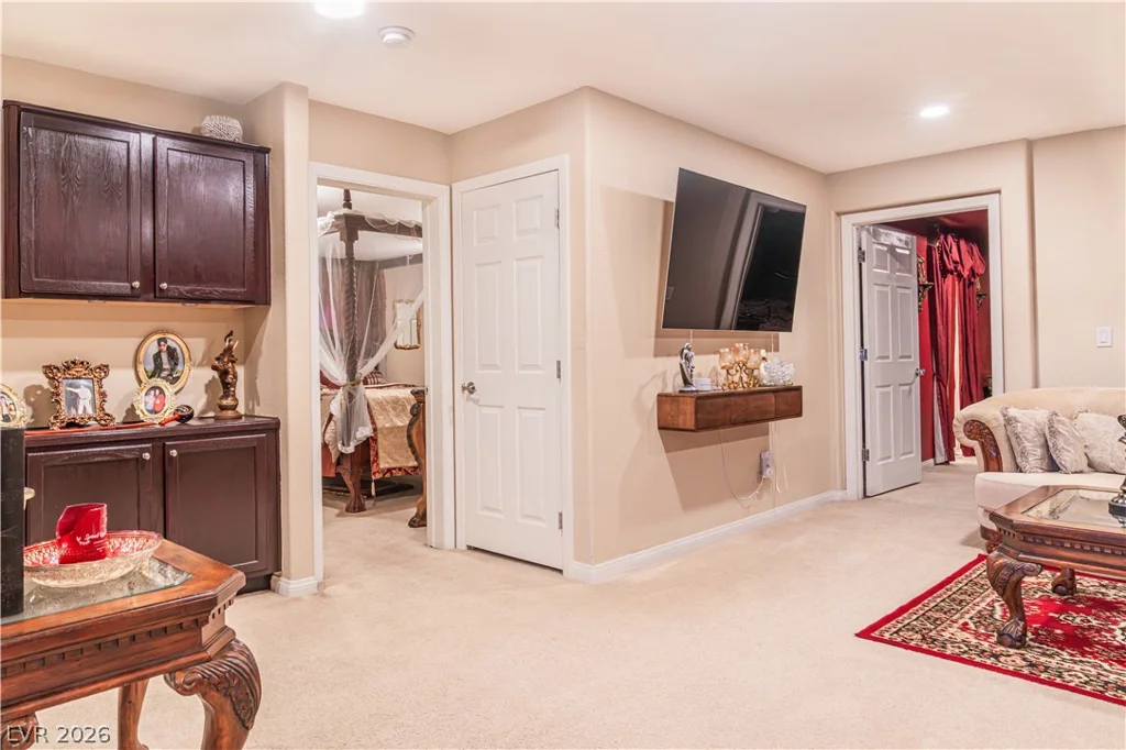 8867 Bonneville Peak, Las Vegas, NV 89148