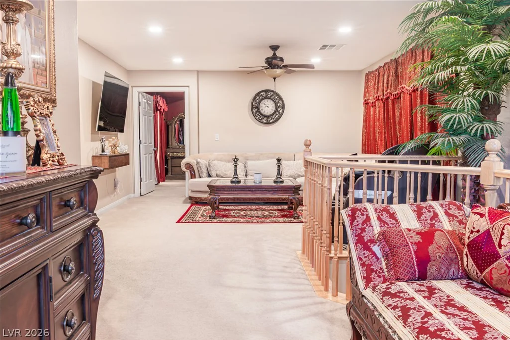 8867 Bonneville Peak, Las Vegas, NV 89148