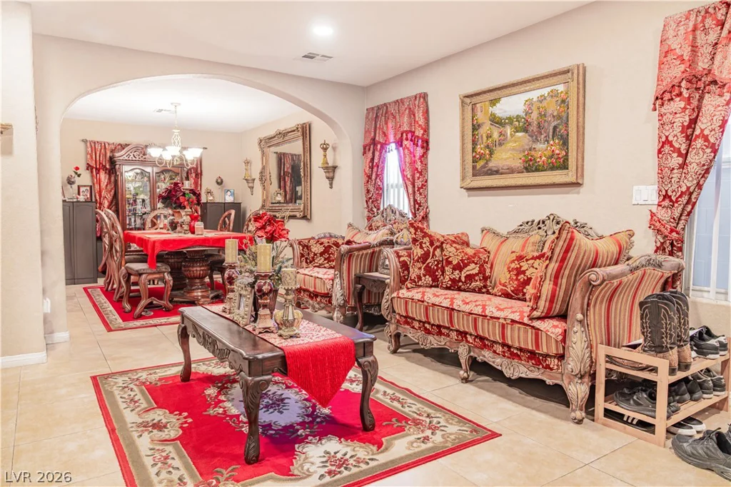 8867 Bonneville Peak, Las Vegas, NV 89148