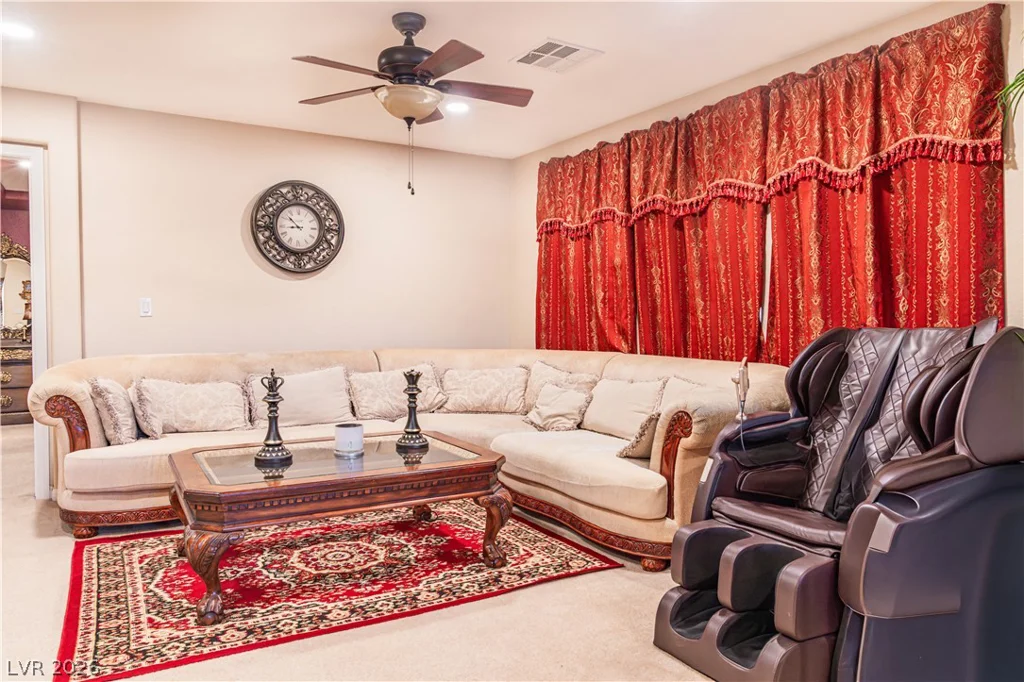 8867 Bonneville Peak, Las Vegas, NV 89148