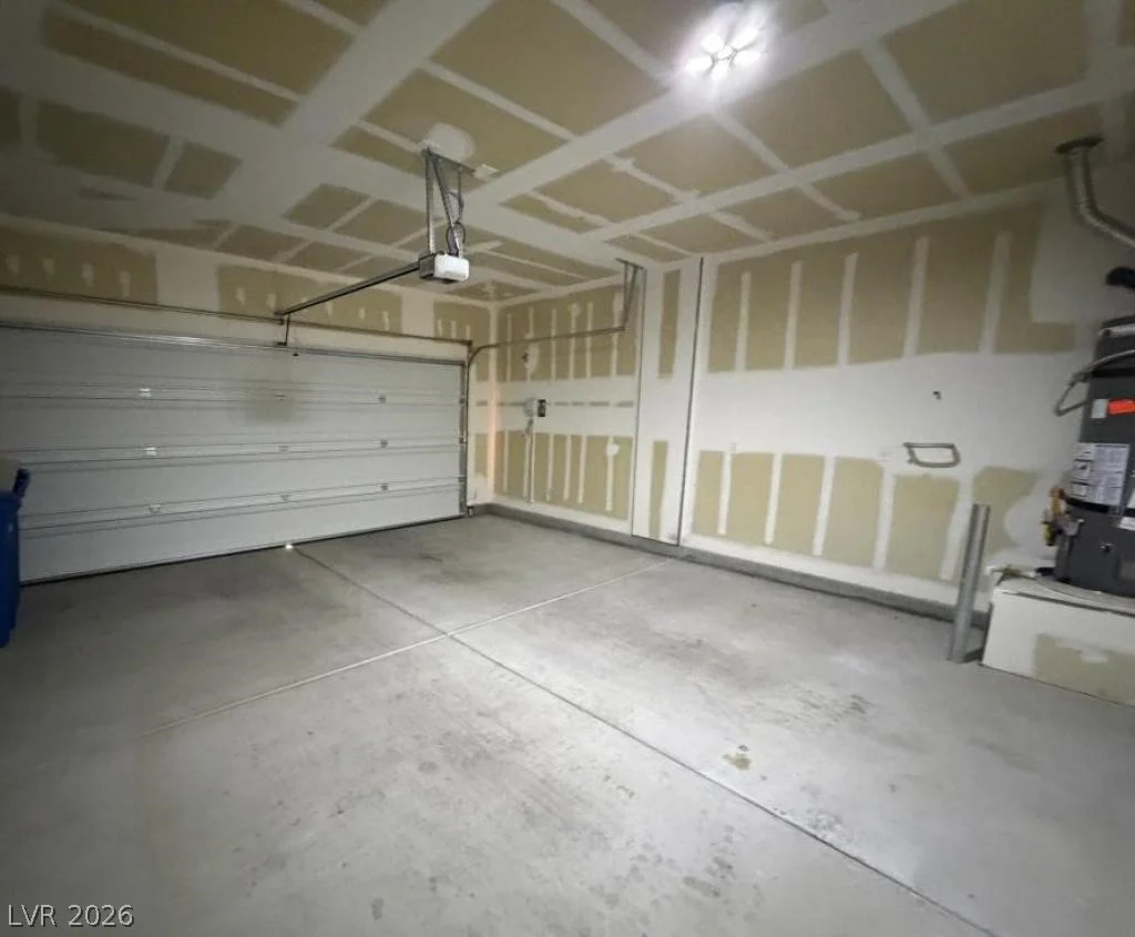 2922 Carothers, North Las Vegas, NV 89032