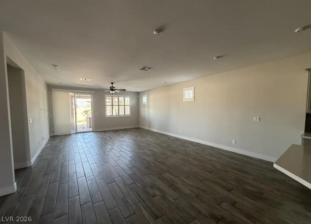 2922 Carothers, North Las Vegas, NV 89032