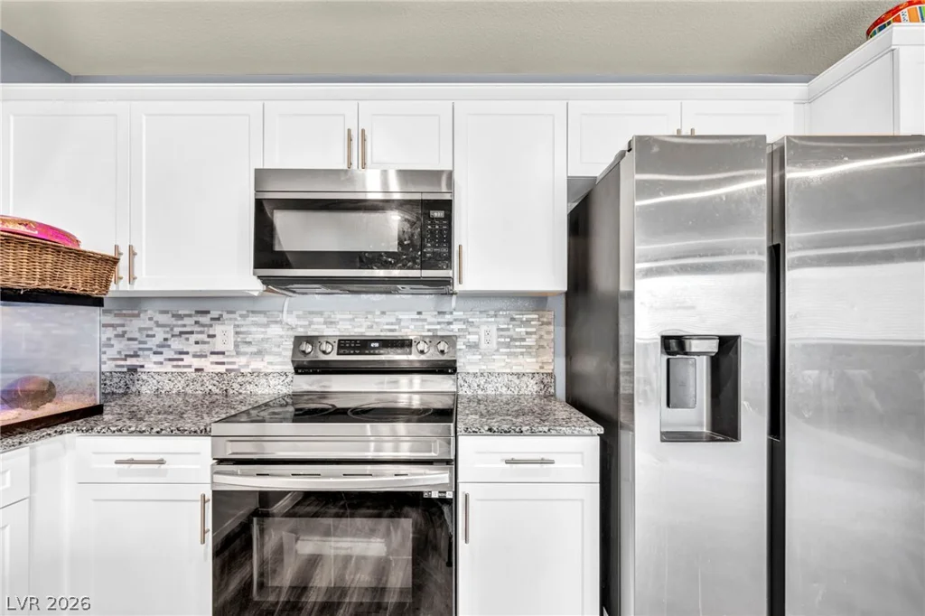 2645 Wimbledon White, North Las Vegas, NV 89086