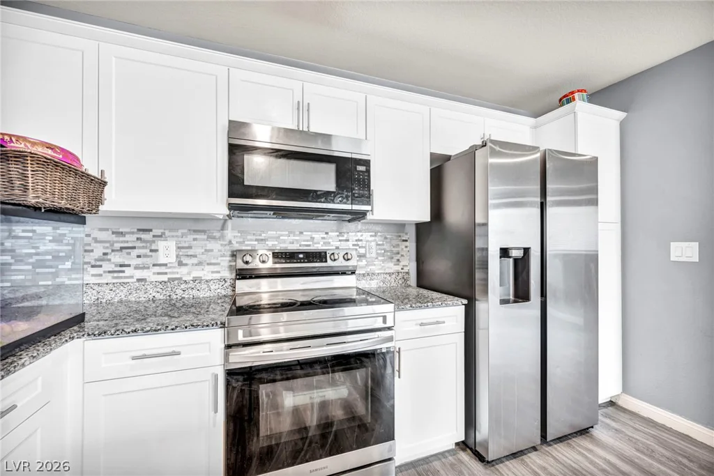 2645 Wimbledon White, North Las Vegas, NV 89086