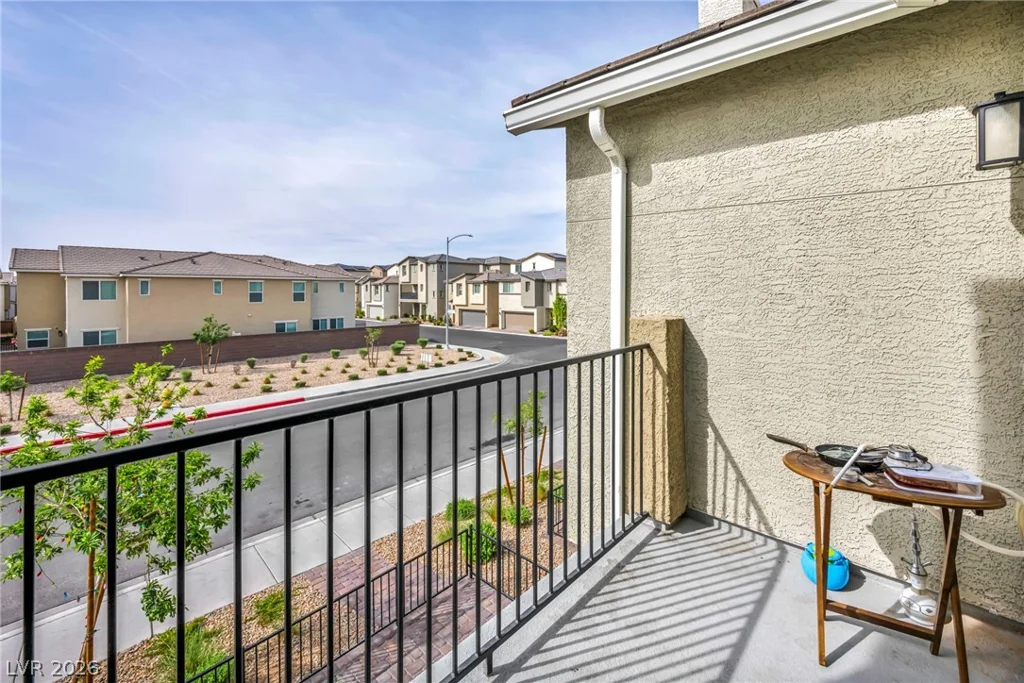 2645 Wimbledon White, North Las Vegas, NV 89086
