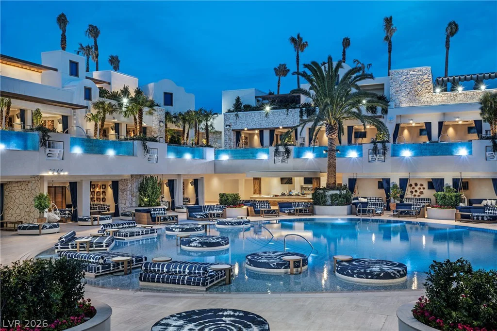 4381 Flamingo, Las Vegas, NV 89103