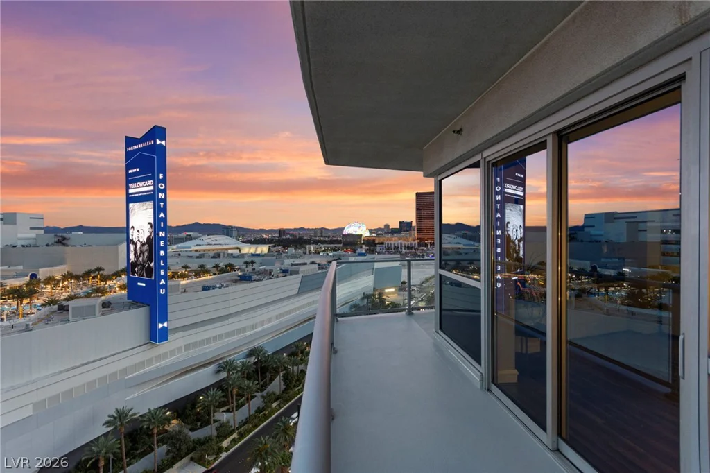 2700 Las Vegas, Las Vegas, NV 89109