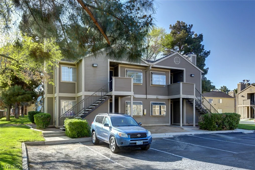 2777 Aarondavid, Las Vegas, NV 89121