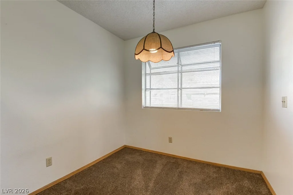 2777 Aarondavid, Las Vegas, NV 89121